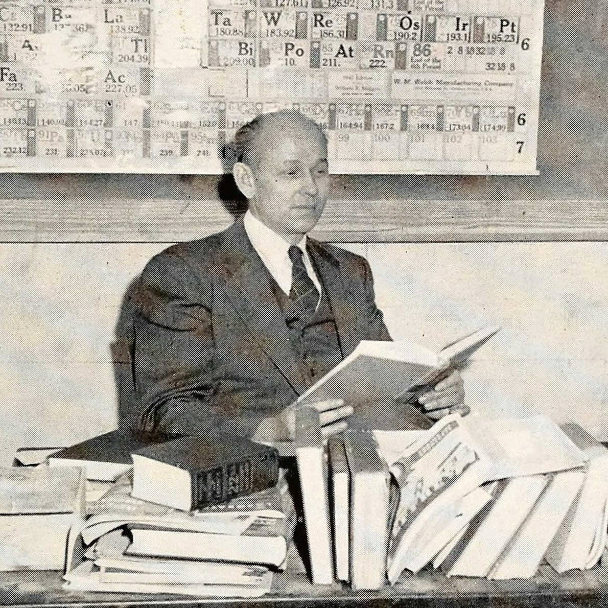 Herman Lee and Wordna Isabelle Bogan Scholarship for Science and Math Education